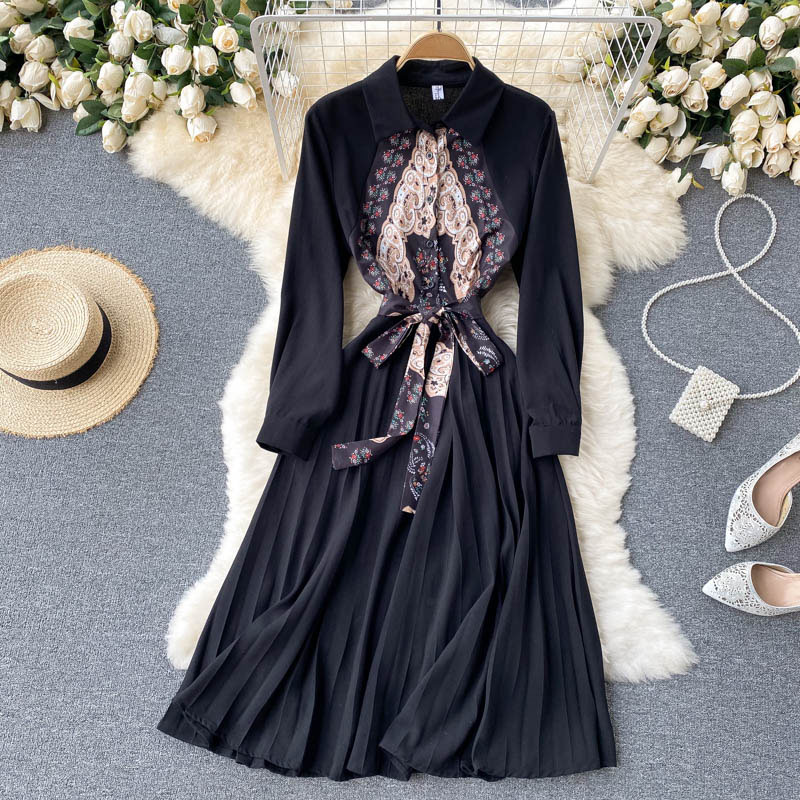 Robe femme vintage à manches longues